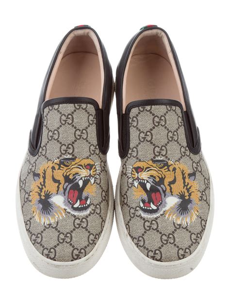 gucci slip ons tiger black|gucci tiger gt supreme.